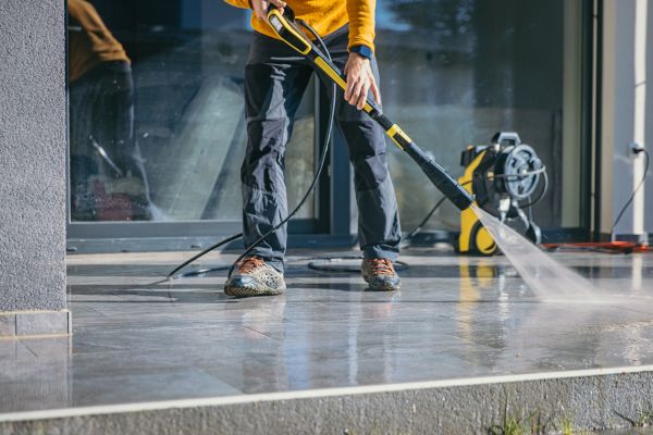 Cost of Concrete Cleaning in Stamford