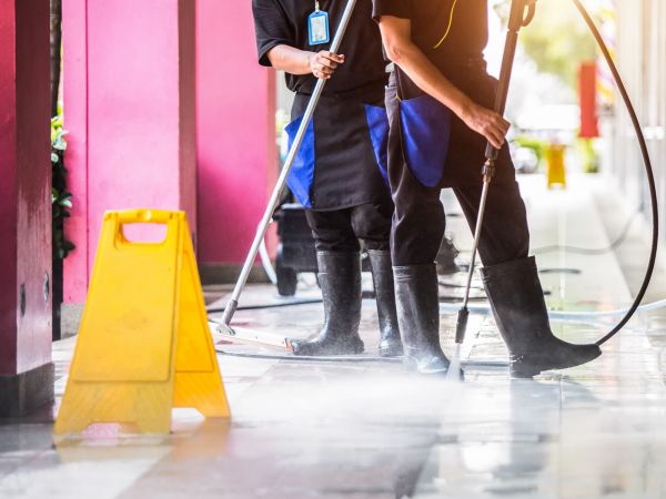 Cost of Commercial Power Washing in Stamford