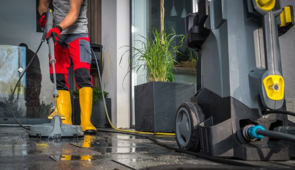 Cost of Commercial Pressure Cleaning in Stamford