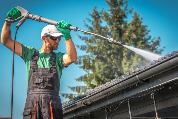 Cost of Gutter Jetting in Stamford