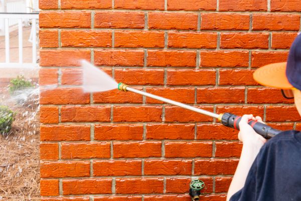 Cost of Wall Pressure Washing in Stamford