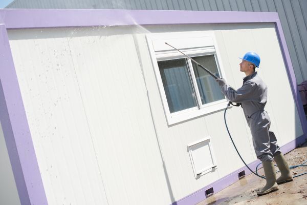 Cost of Apartment Pressure Washing in Stamford